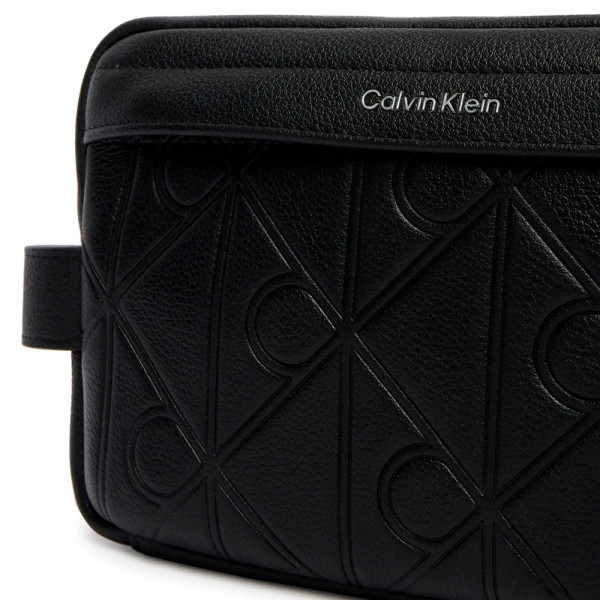 toiletry-bag-with-engraved-iconic-logo