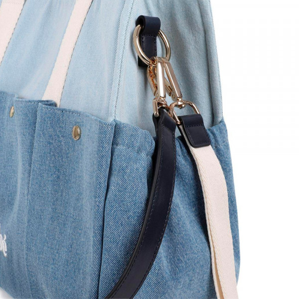 sac-a-langer-avec-logo-brode