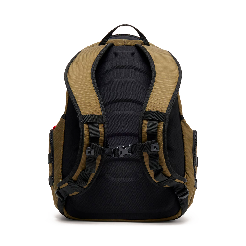 Oakley Mochila Bathroom Sink – imagen 2