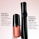 eye-tint-renovation-flussiger-lidschatten