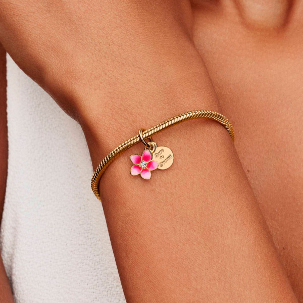 disney-moana-flower-pendant-charm-763845c01