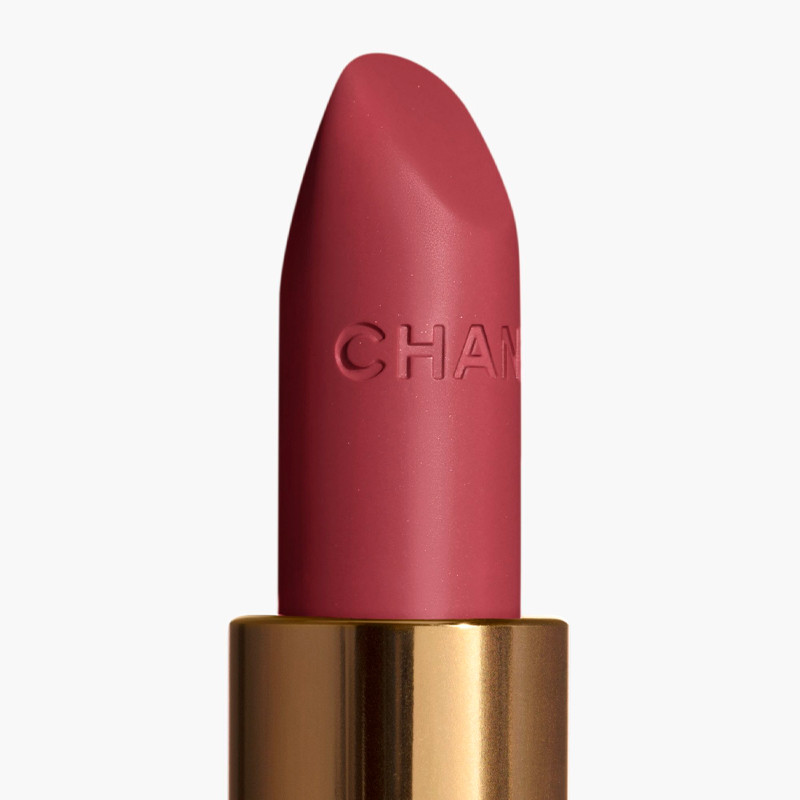 rouge-coco-langdurige-satijnen-lippenstift-hydraterende-en-gladmakende-behandeling