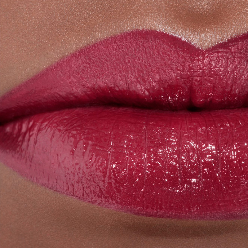 rouge-coco-long-lasting-satin-lipstick-moisturizing-and-smoothing-treatment