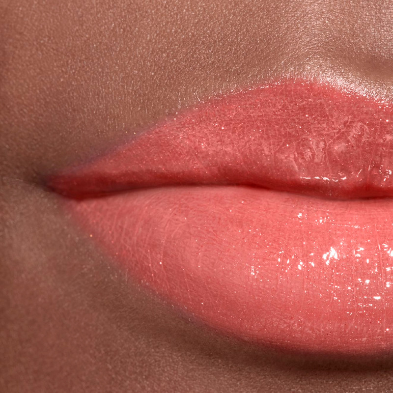 rouge-coco-hydra-gloss-brillo-de-labios-intenso-hidratante-y-alisante