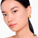 parure-gold-skin-serum-foundation-odmladzajaca-baza-pod-makijaz-ktora-naprawia-blask