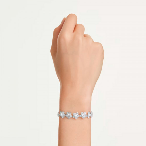 ariana-grande-x-swarovski-bracelet