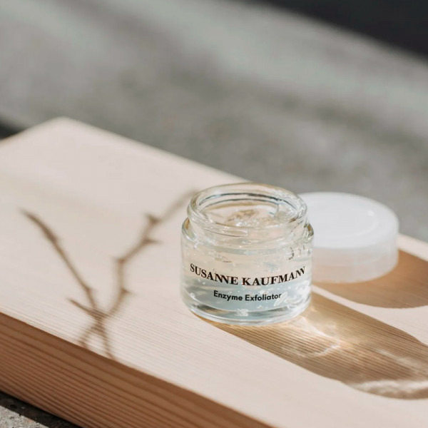 enzyme-exfoliator-exfoliating-facial-mask