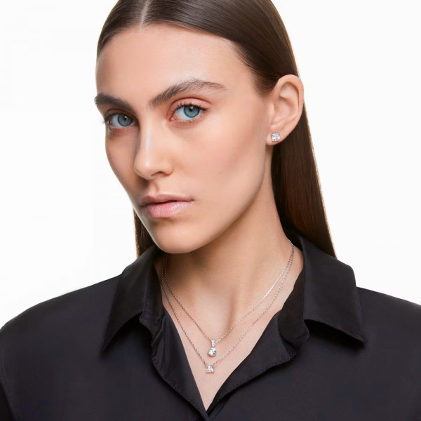 stilla-attract-stud-earrings