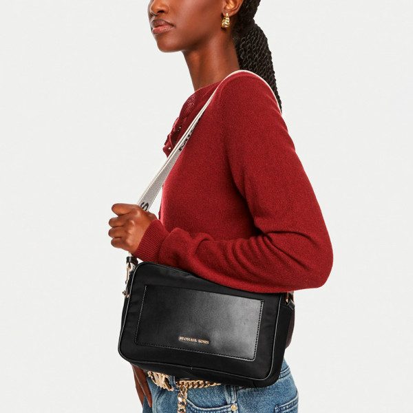 bolsa-de-ombro-jet-set-32f3gj6c7i