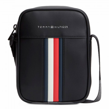 bolsa-de-ombro-estilo-reporter-com-alca-diferenciada