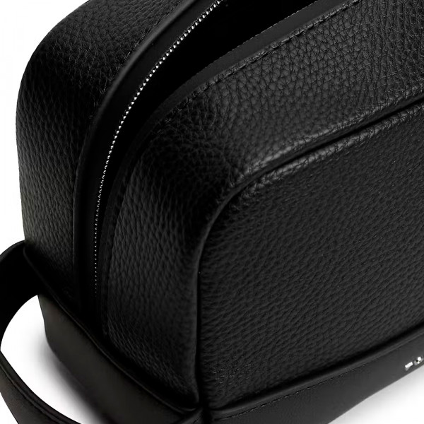 central-toiletry-bag-washbag