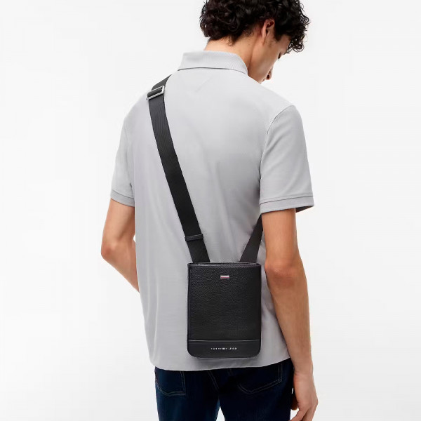 bandolera-central-mini-crossover
