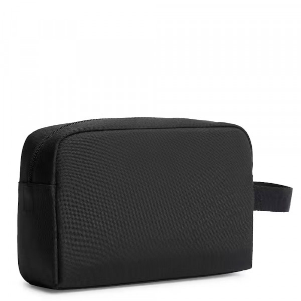 daily-essentials-toiletry-bag