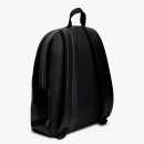 mochila-con-logo