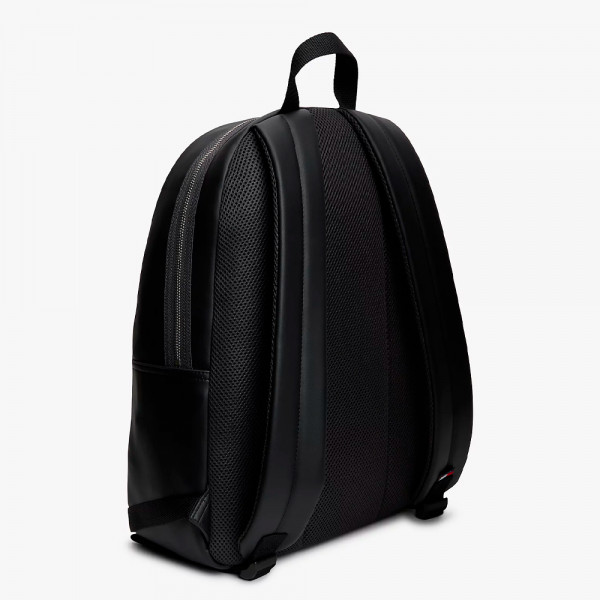 rucksack-mit-logo