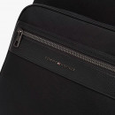 rucksack-mit-doppelreissverschluss-und-logo