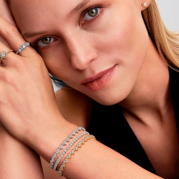 dreifaches-herz-edelsteinarmband-594390c01