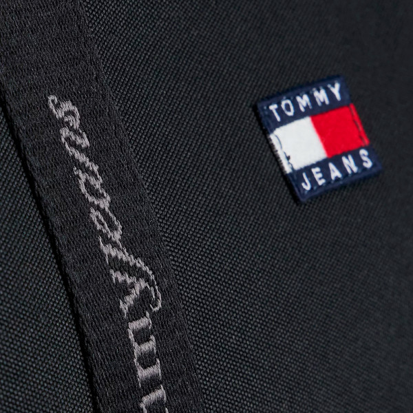 essential-tote-bag-with-inscription