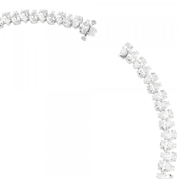collier-de-tennis-matrix-en-forme-de-poire
