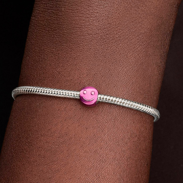 mini-anhanger-mit-rosa-smiley-gesicht-794815c01