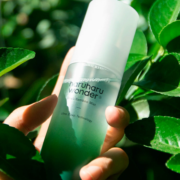 black-bamboo-mist-brume-hydratante-pour-le-visage