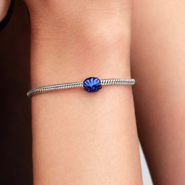 mini-breloque-coquillage-bleue-794898c01