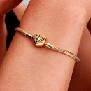 pulsera-pandora-moments-cadena-de-serpiente-con-cierre-de-corazon-familiar-563516c01