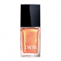 Dior Vernis - Limited Edition
Esmalte com efeito gel e cores sofisticadas