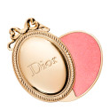 Dior Medallion
Balsamo labbra idratante 24 ore - Finitura lucida