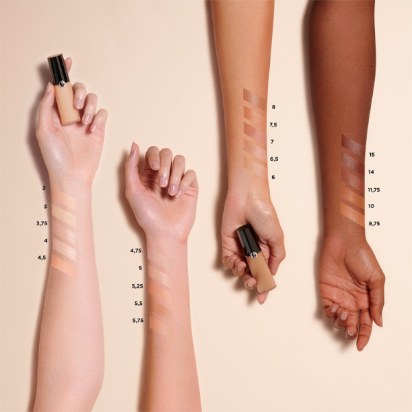 självlysande silkeslen concealer