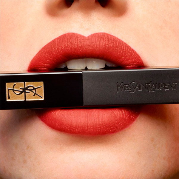 rouge-pur-couture-the-slim-velvet-radical