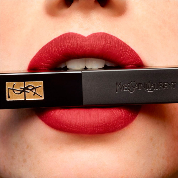 rouge-pur-couture-the-slim-velvet-radical
