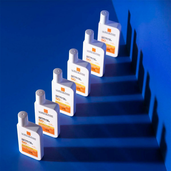 fluido-invisible-anthelios-uv-mune-400-spf50