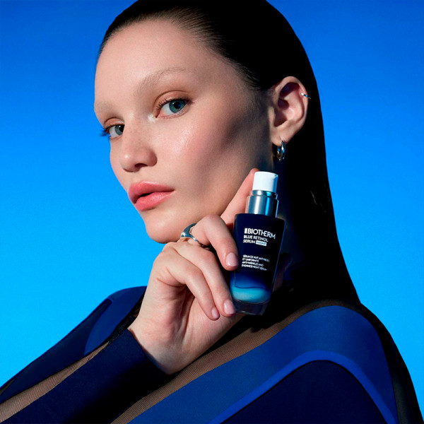 Blue Retinol Night Serum