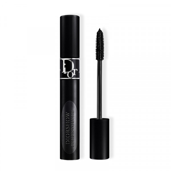 mascara-squeezable-volumen-xxl-duracion-24-horas-color-intenso-y-formula-con-tratamiento