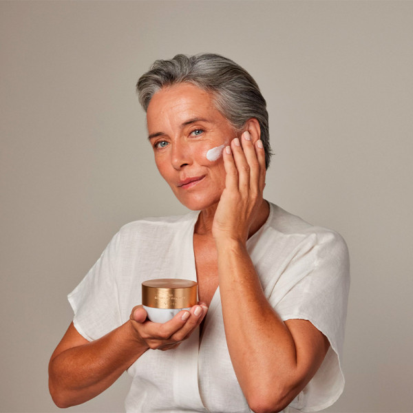 the-ritual-of-namaste-firming-night-cream