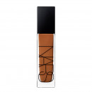 natural-radiant-longwear-foundation