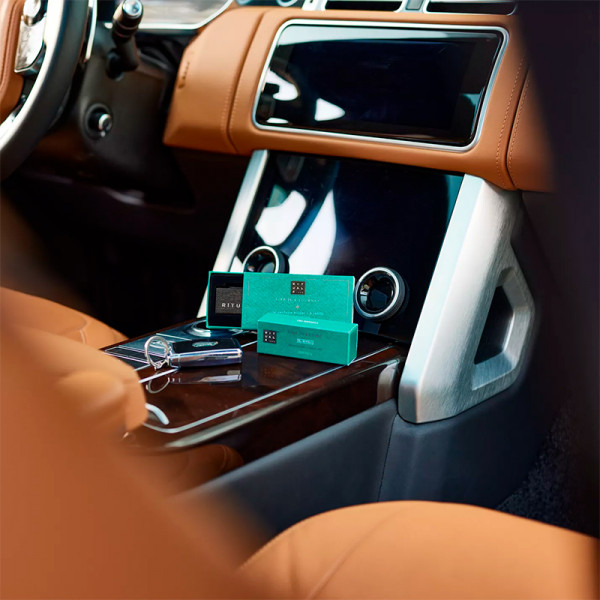 the-ritual-of-karma-ambientador-para-el-coche
