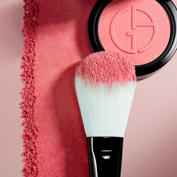 luminous-silk-glow-blush