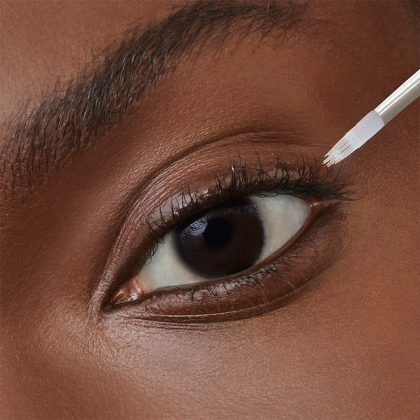 Serum de tratamiento para pestañas y cejasTurbo Lash Night Revitalizing Lash + Brow