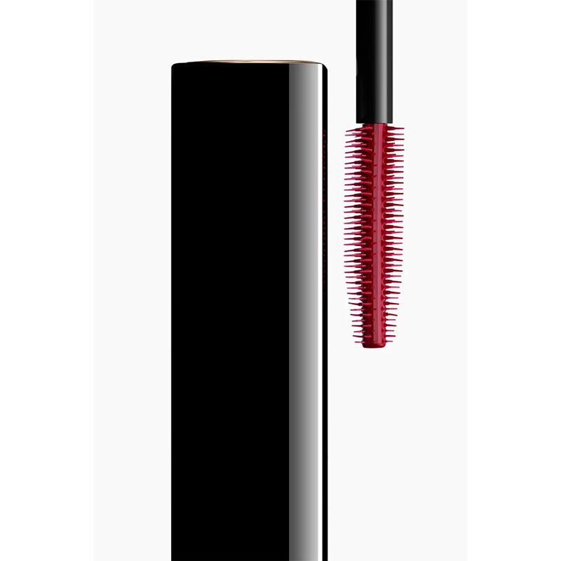 Noir Allur
All-in-One Mascara: Volume, Length, Curvature, and Definition