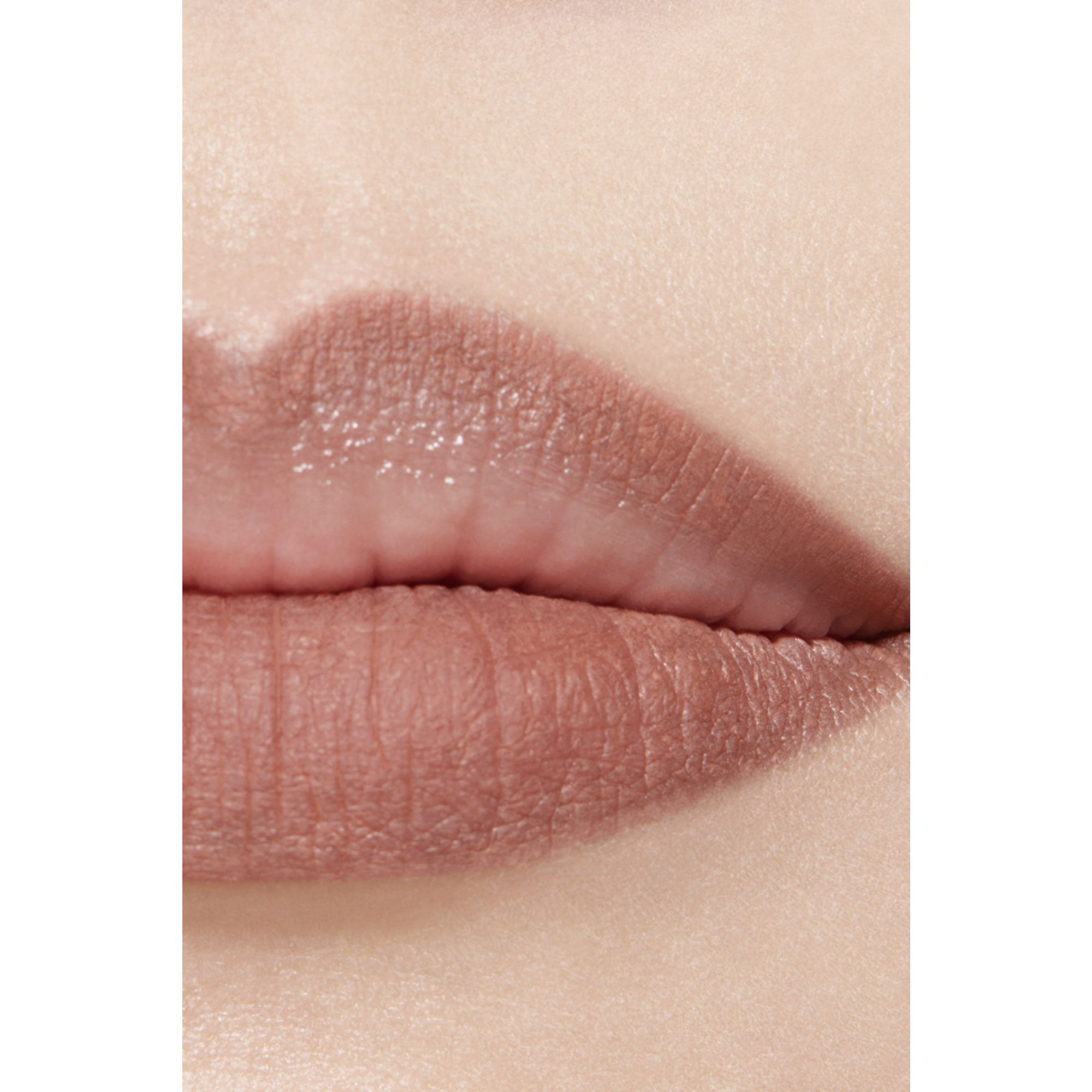 lapiz-contorno-de-labios-de-larga-duracion