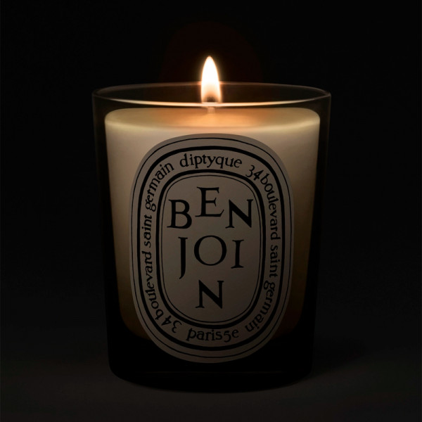 benjoin-benjui-vela-modelo-clasico