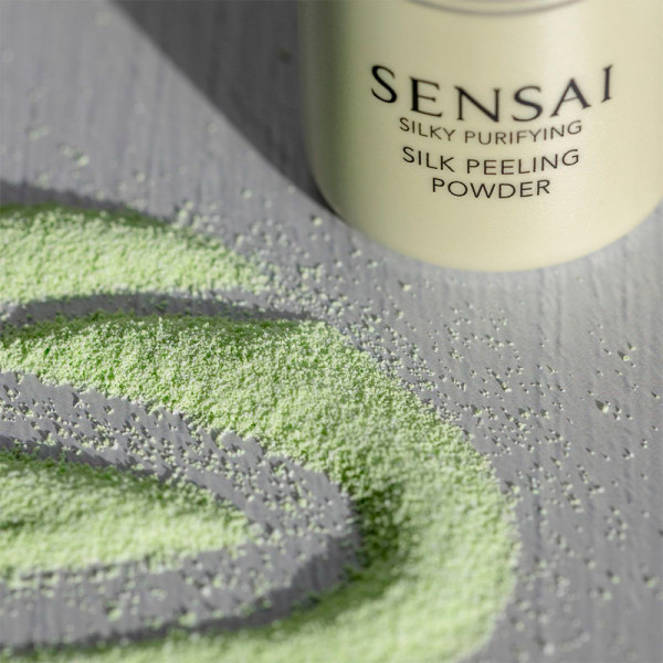 Silky Purifying Silk Peeling Powder Matcha