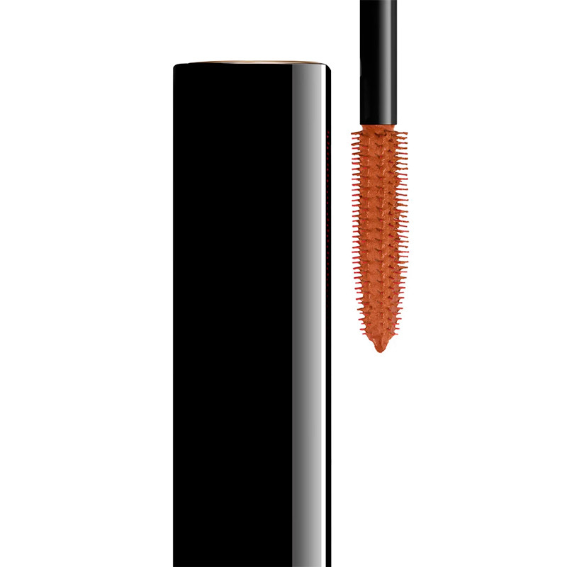 All-in-one mascara: volume, length, curl and definition