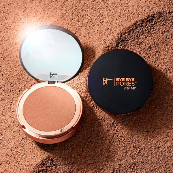 Bye Bye Pores Bronzer Powder