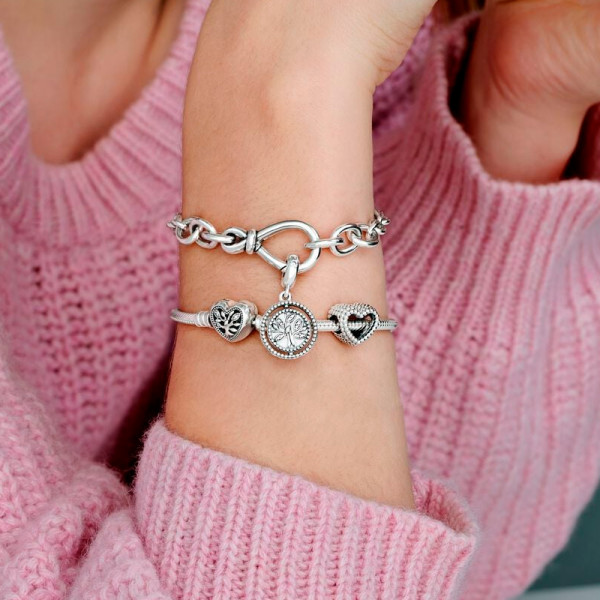 snake-chain-bracelet-with-family-heart-clasp-598827c01