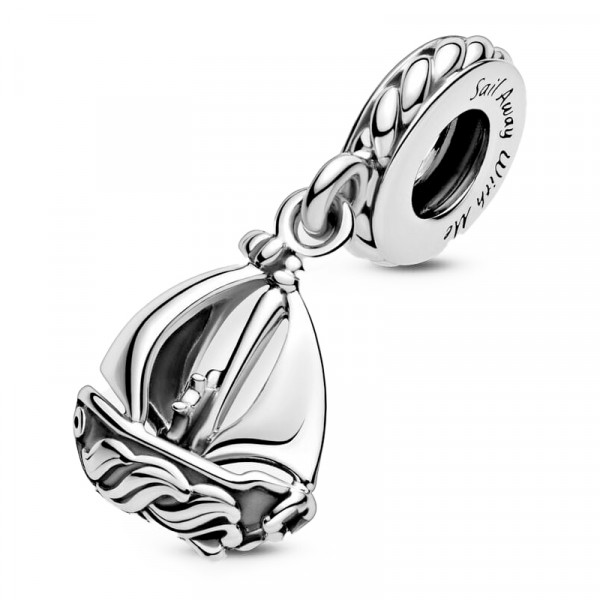 charm-colgante-barco-de-vela-799439c00