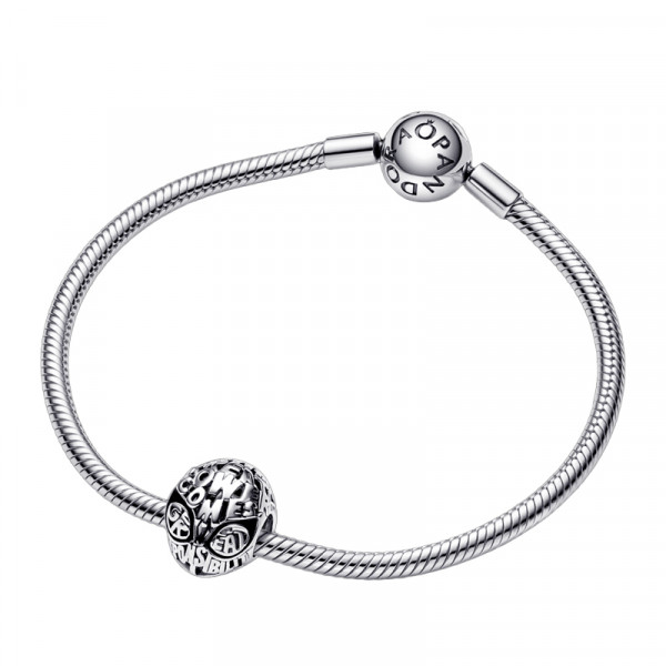 charm-mascara-de-spiderman-de-marvel-pandora-plata-esterlina