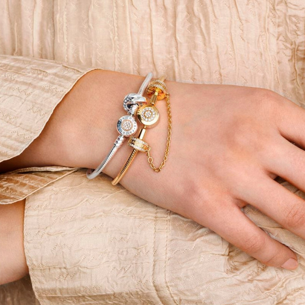 p-data-autolblpdpproductnameciondolo-con-clip-a-catena-di-sicurezza-con-logo-pandora-768642c01-p